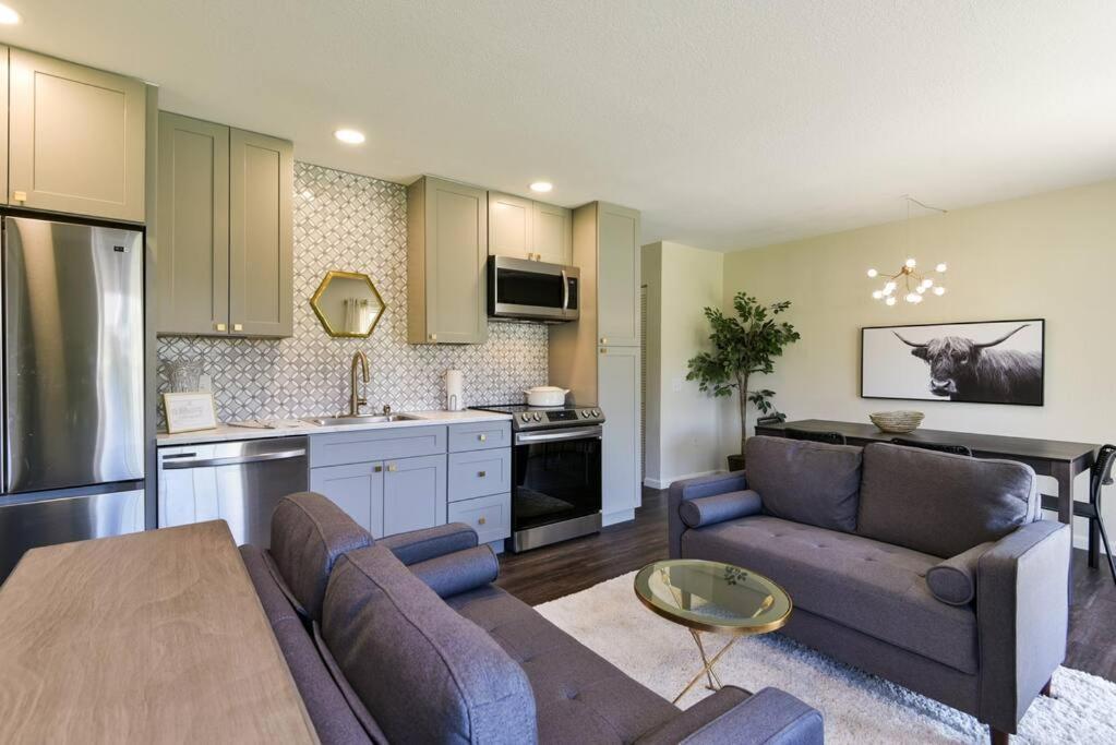 Sparkling Designer 3 Bed Suite By Taneycomo Branson Exterior photo